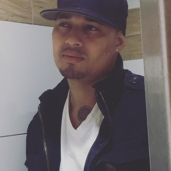 Meet your Posher, Dean - Picture 12 of 13